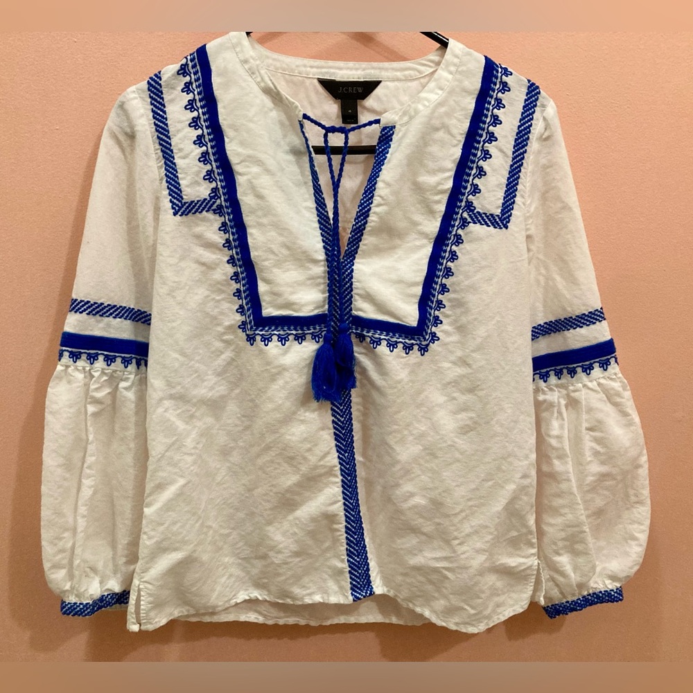 J. CREW Linen Blend Peasant blouse, White with Blue embroidery, SZ 4